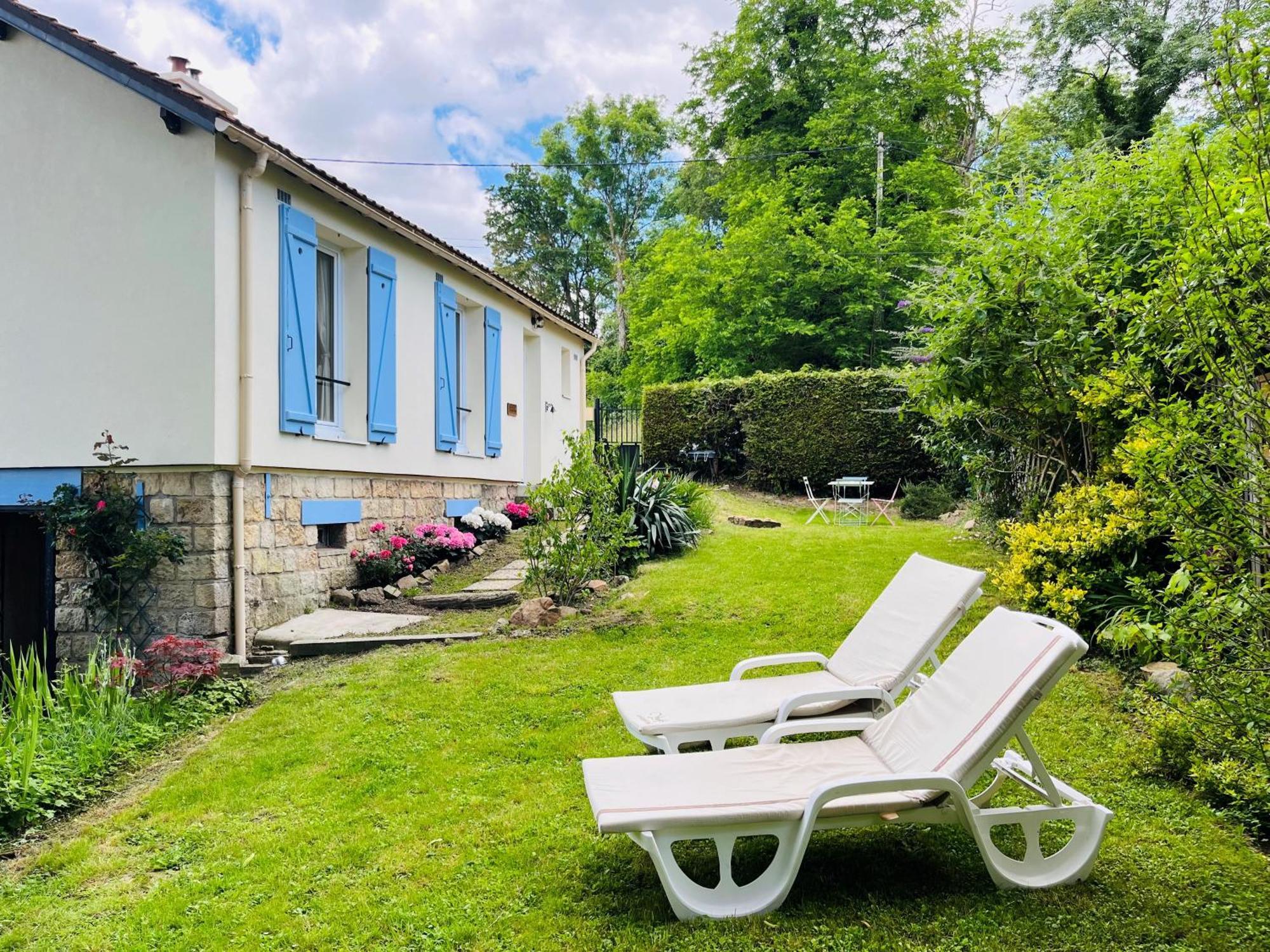 Villa Les Volets Bleus à Parmain Extérieur photo